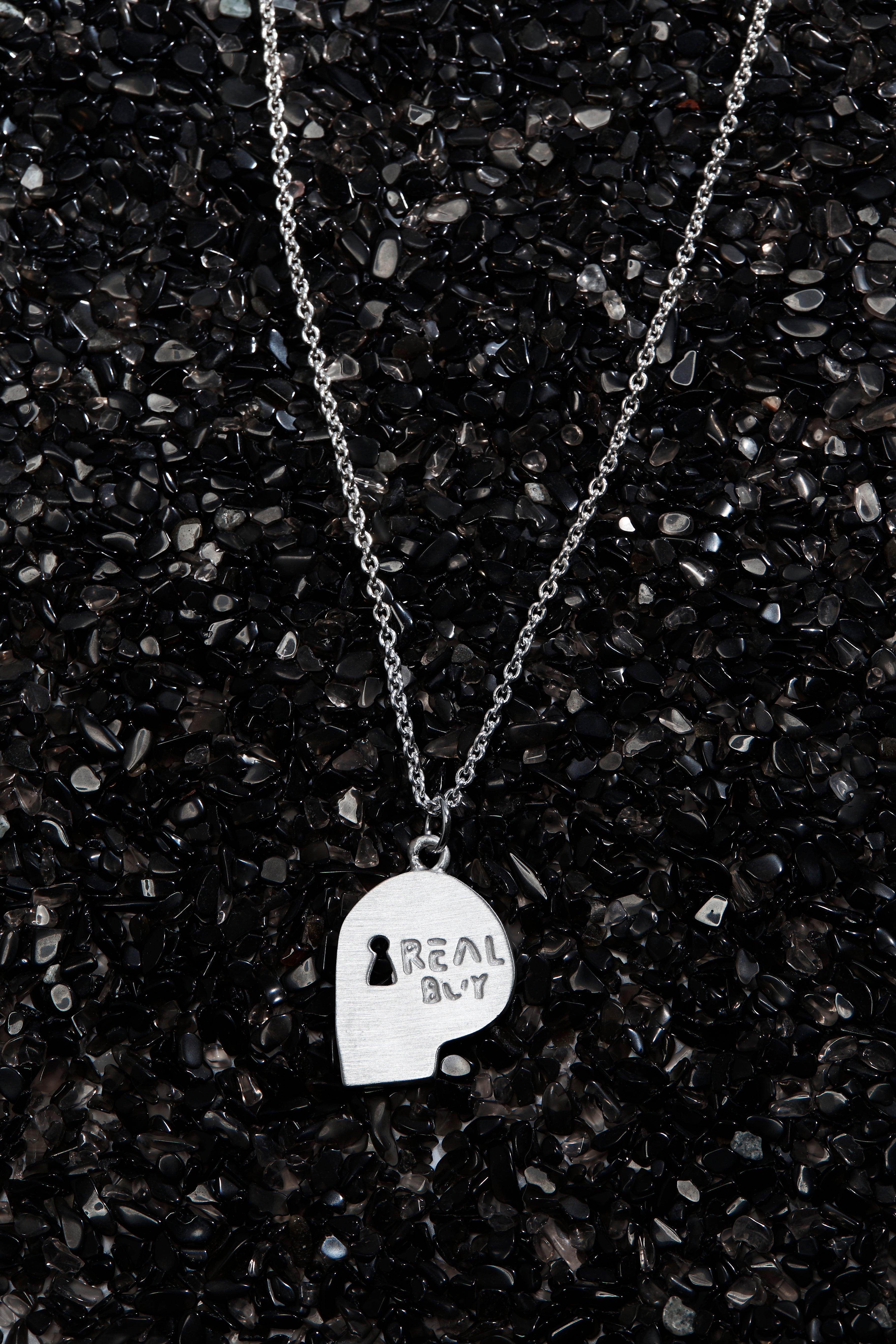 THE REAL BUY X WWW. WILL SHOTT STERLING SILVER SKULL NECKLACE - Trendy Maker